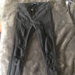Black Skinny jeans